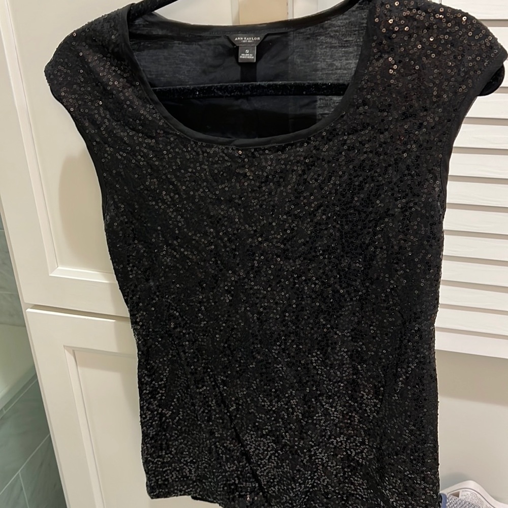 NWOT ANN Taylor sequin tank
